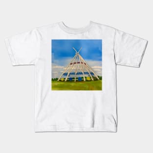 SaamisTeePee Landmark in Medicine Hat Alberta Canada - WelshDesigns Kids T-Shirt